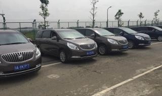 成都到稻城亚丁包车 成都到稻城亚丁包车